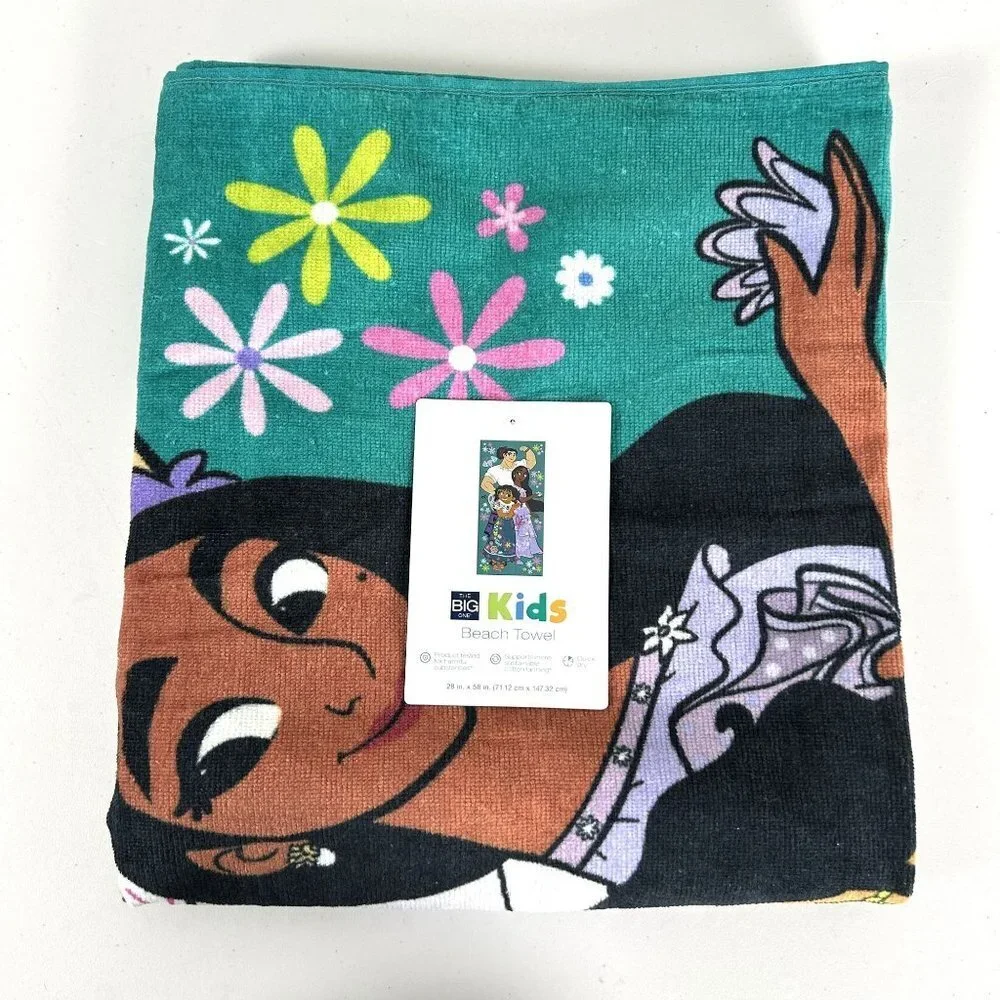 Disney Encanto Beach Towel The Big One 28 x 58 Mirabel Cotton‎ NWT